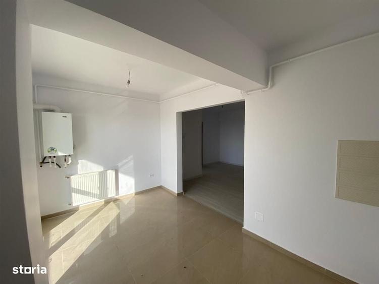 Apartament cu 2 camere semidecomandat în Brătuleni