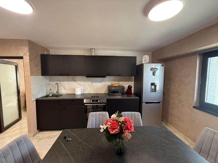 Apartament cu 2 camere decomandat în Chilia Veche