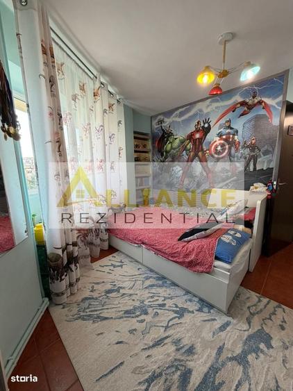 Apartament cu 4 camere, mobilat în Apărătorii Patriei