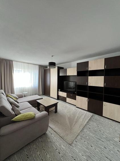Apartament cu 2 camere decomandat, mobilat în Girocului