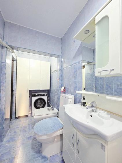 Apartament cu 2 camere decomandat în Micro 14