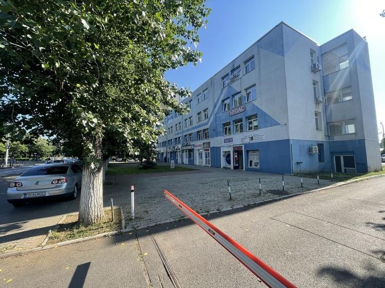 Spațiu comercial, de 34 mp, în Central