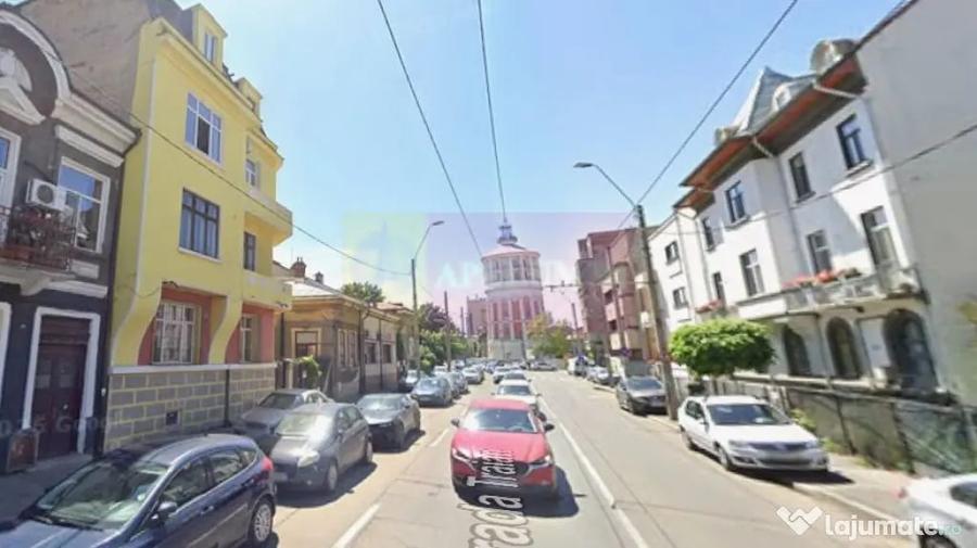 Apartament cu 2 camere decomandat în Foișorul de Foc
