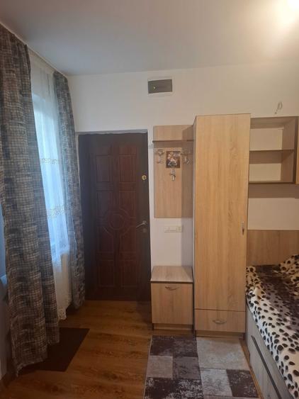 Garsonieră decomandată în Basarab