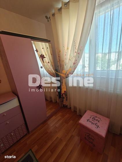 Apartament cu 3 camere decomandat în Găgeni
