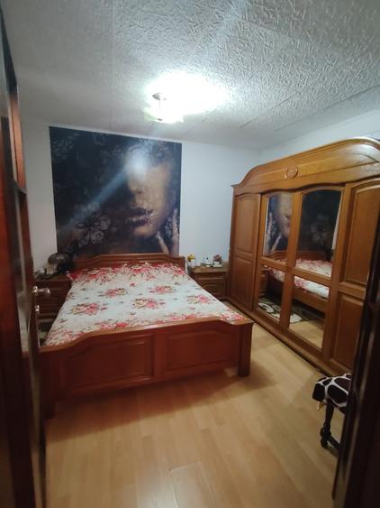 Casă individuală cu 3 camere cu Canalizare în Dobroești