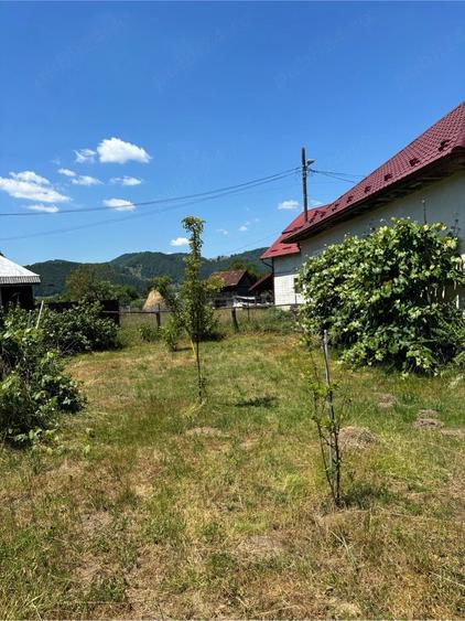 Casă cu 3 camere cu Teren 15 Mp în Leordina