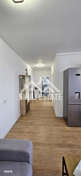 Apartament cu 3 camere decomandat, mobilat în Vest