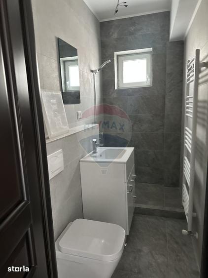 Spațiu comercial, de 690 mp, în Alexandru cel Bun