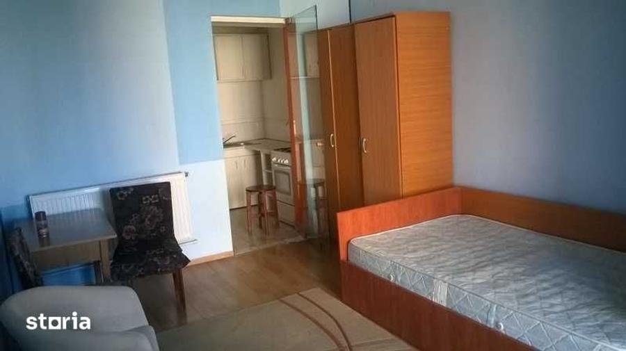 Garsonieră în Basarab