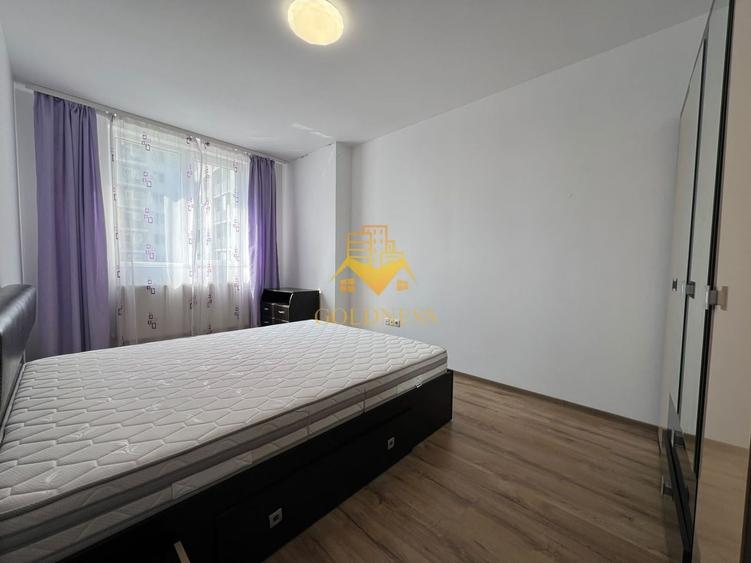Apartament cu 3 camere semidecomandat, mobilat în Iris