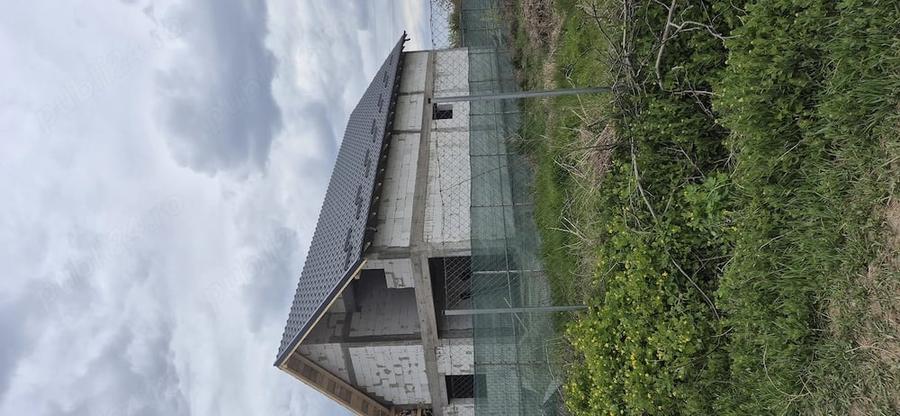Casă cu Teren 1300 Mp în Șerbănești