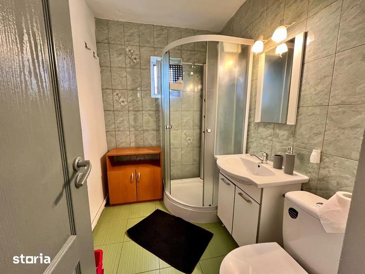 Apartament de inchiriat, 3 camere, decomandat, 72 mp, Nicolina - 17