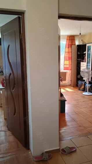 Apartament cu 3 camere decomandat în Micro II