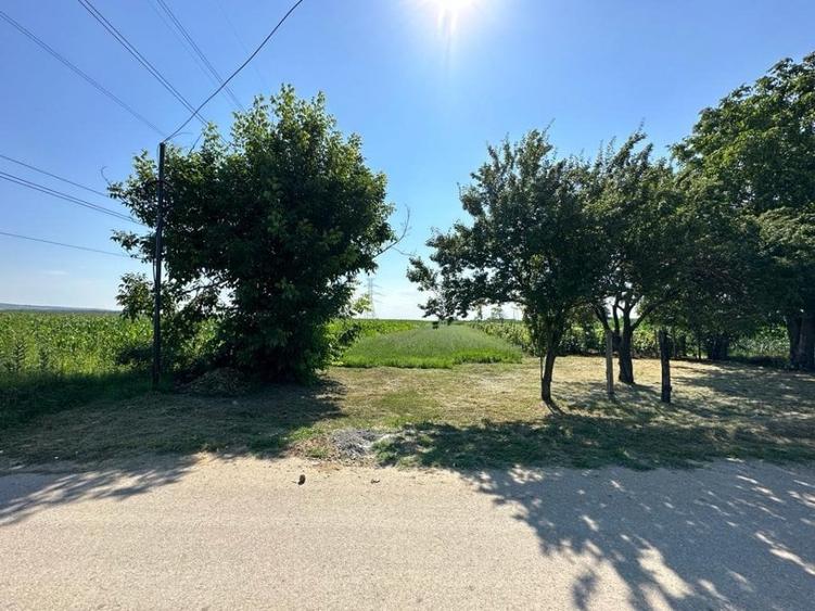 Teren Construcții intravilan de 4394 mp, în Valea Călugărească