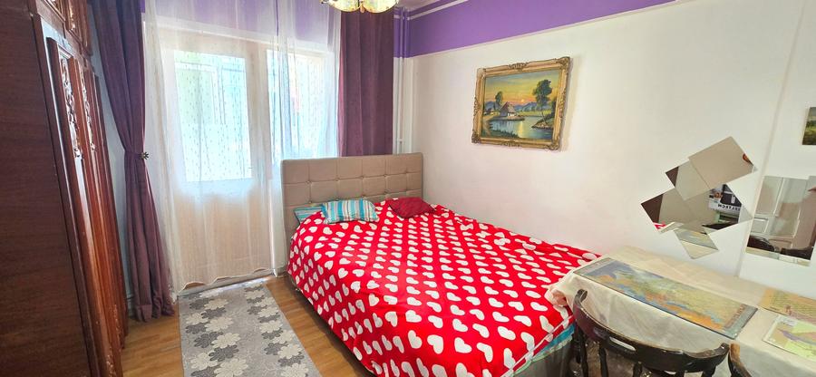 Apartament cu 3 camere decomandat în Dacia