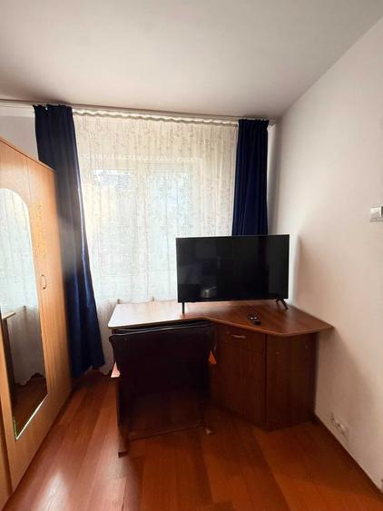 Apartament cu 2 camere semidecomandat, mobilat în Craiovei