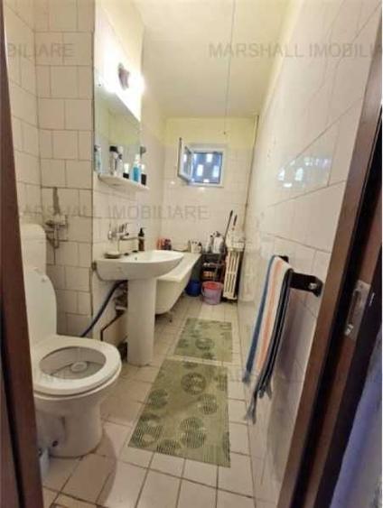 Apartament cu 2 camere semidecomandat în Malu Roșu