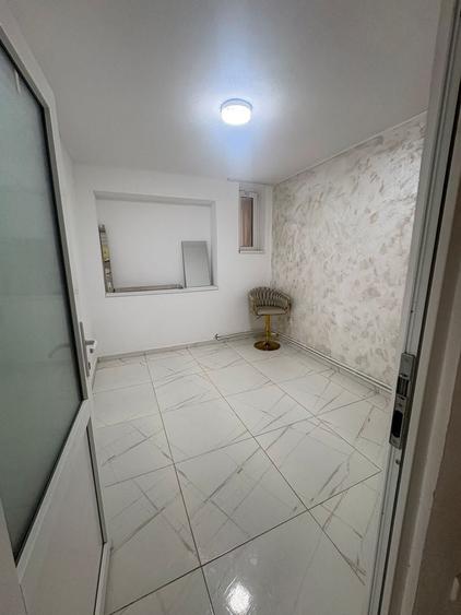 Spațiu comercial, de 98 mp, în Central