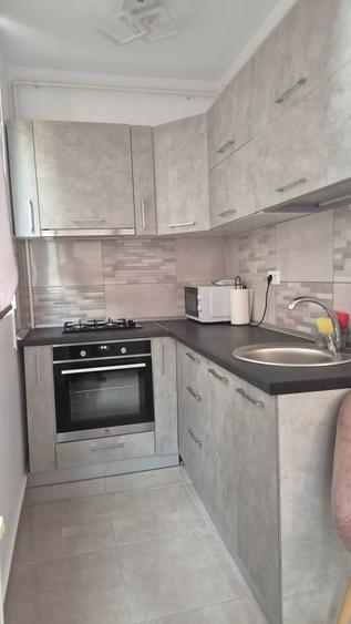 Apartament cu 2 camere semidecomandat în Chiajna