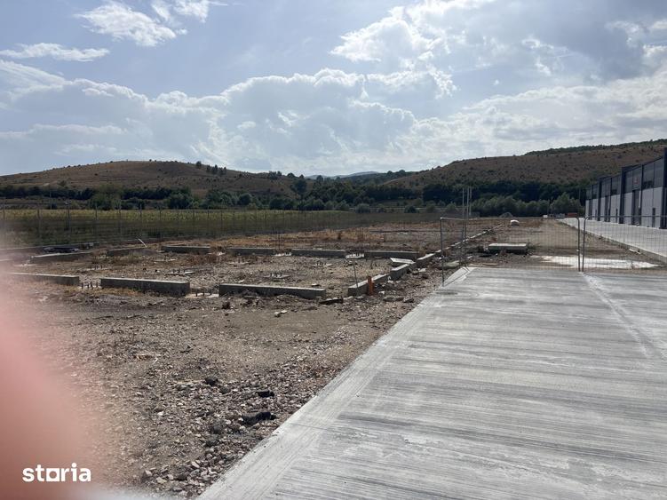 Teren de 5400 mp, în Sava
