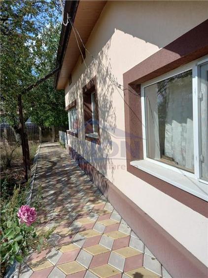 Casă individuală cu 4 camere cu Teren 1022 Mp în Ulmeni