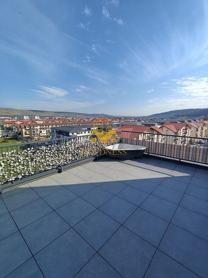 Apartament cu 2 camere semidecomandat, mobilat în Florești