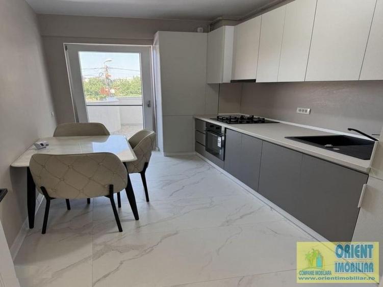 Apartament cu 2 camere decomandat în Palazu Mare