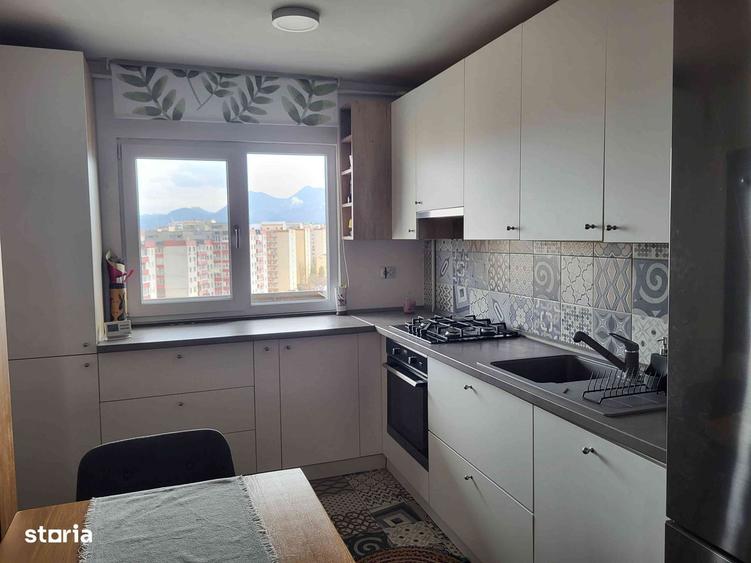 Apartament cu 3 camere decomandat, mobilat în Exterior Vest