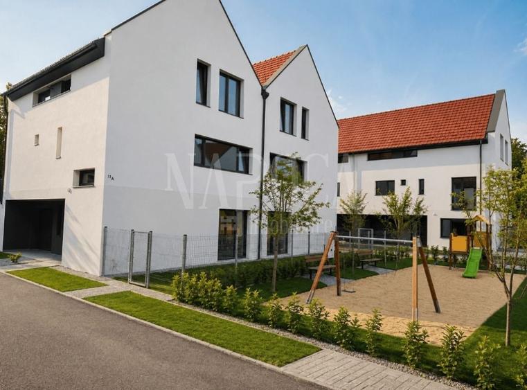 Duplex cu 4 camere cu Canalizare în Bună Ziua