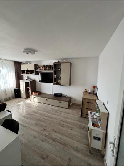 apartament de vanzare - 4