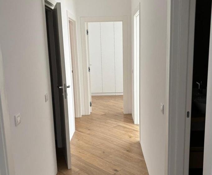 Apartament cu 3 camere în Dacia