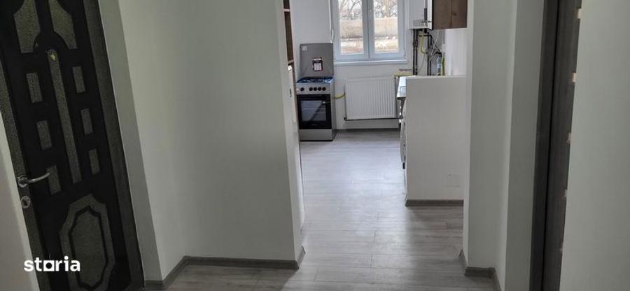 Apartament cu 2 camere decomandat în Letea Veche