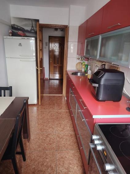 Apartament cu 2 camere decomandat, mobilat în Tomis II