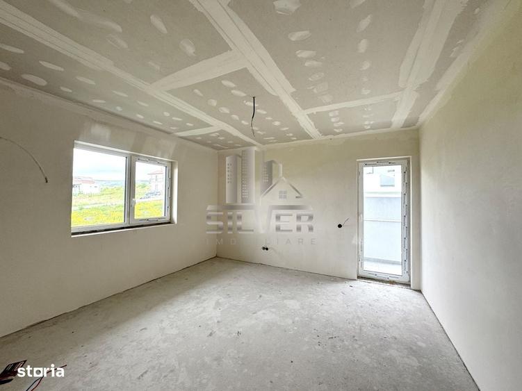 Casă cu 4 camere în Chinteni