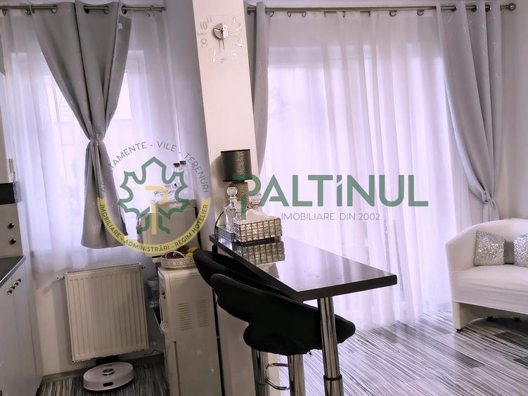 Apartament cu 3 camere decomandat, mobilat în Central