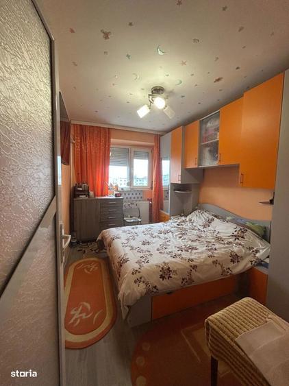 Apartament cu 3 camere decomandat în Siderurgiștilor