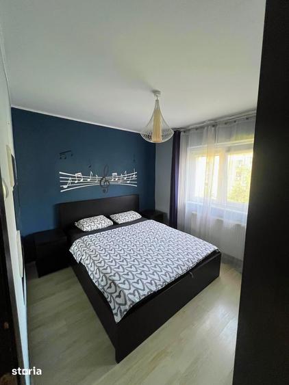 Apartament cu 2 camere semidecomandat, mobilat în Girocului