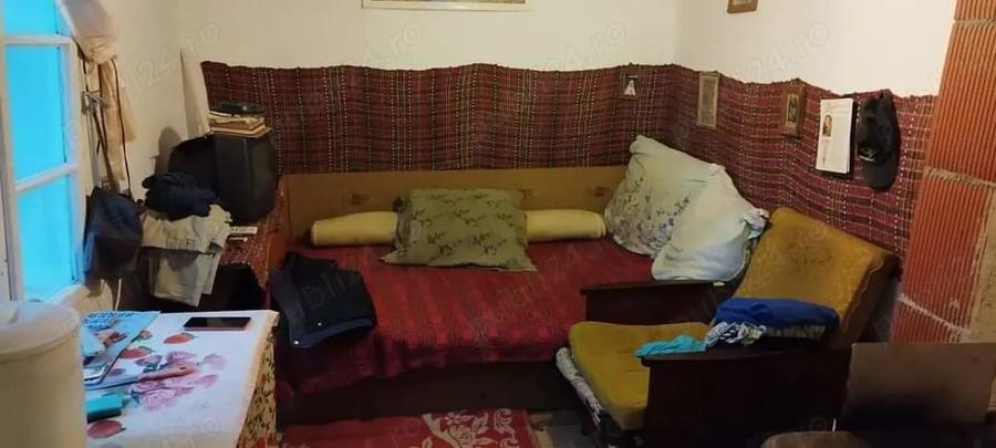 Casă cu 3 camere cu Teren 410 Mp în Cleja