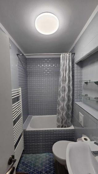 Apartament cu 2 camere decomandat în Gruia