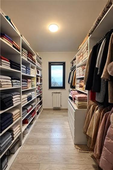 Casă cu 4 camere cu Teren 1000 Mp în Sfântu Ilie