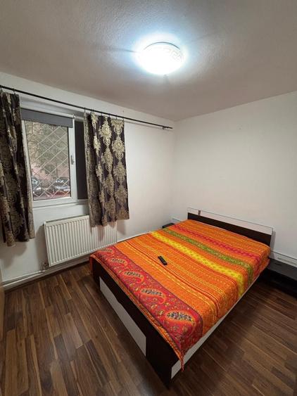 Apartament cu 2 camere semidecomandat în Gorjului