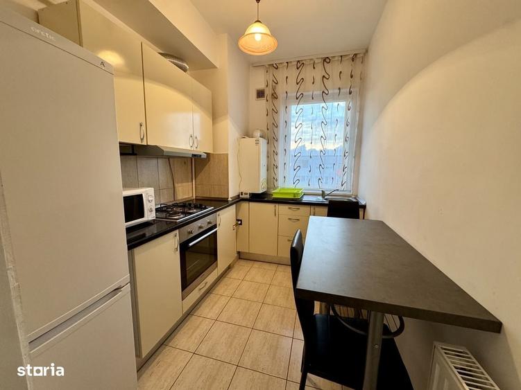 Apartament cu 3 camere decomandat în UTA