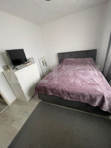 Apartament cu 2 camere semidecomandat, mobilat în Câmpia Turzii