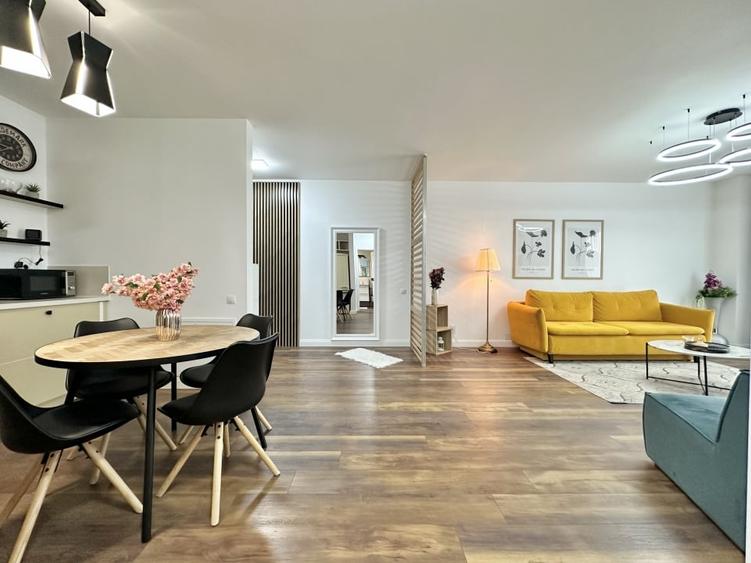 Apartament cu 2 camere semidecomandat, mobilat în Zorilor