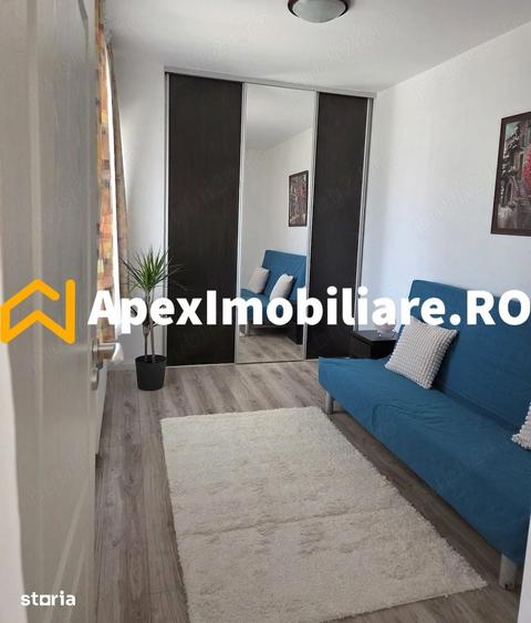 Apartament cu 3 camere semidecomandat în Dămăroaia