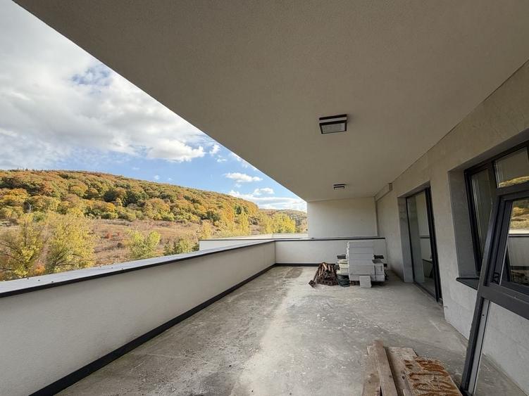Apartament cu 3 camere decomandat în Făget