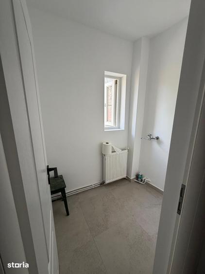 Casă cu 3 camere cu Teren 8 Mp în Iancului