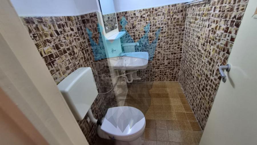 Apartament cu 3 camere decomandat, mobilat în P-ța Unirii