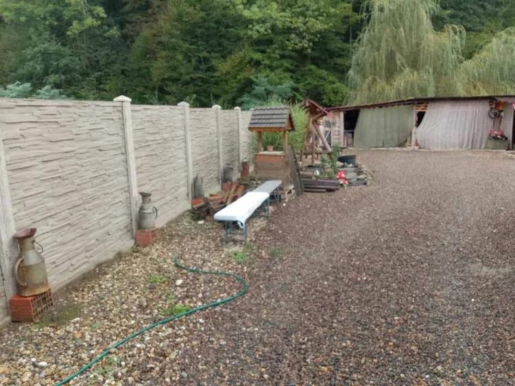 Casă cu 4 camere cu Teren 600 Mp în Nădrag
